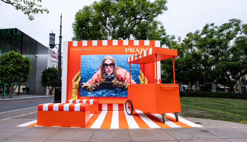 Nowy Pop Up Prada